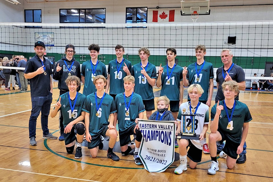 27307740_web1_211124-LAT-DF-LCS-volleyball-champs-boys_1