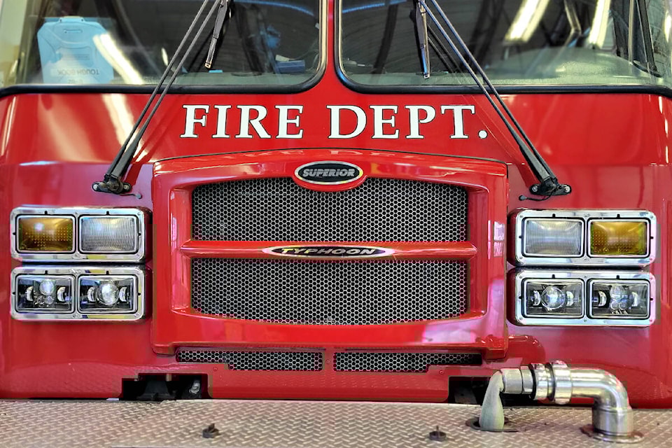 27642327_web1_211226-LAT-DF-Busy-fire-file_1