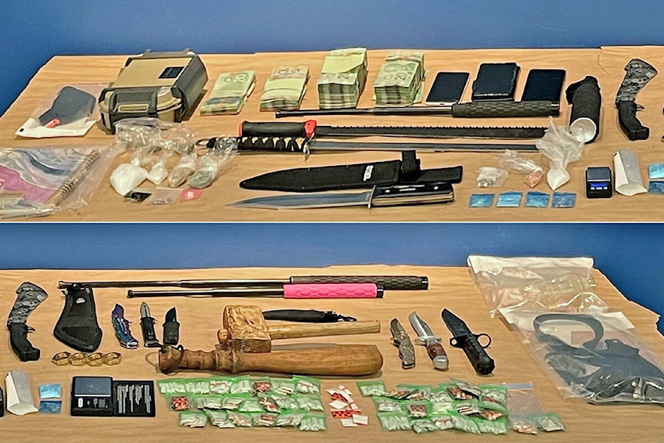 28466759_web1_220315-LAT-DF-RCMP-seize-weapons-drugs_1