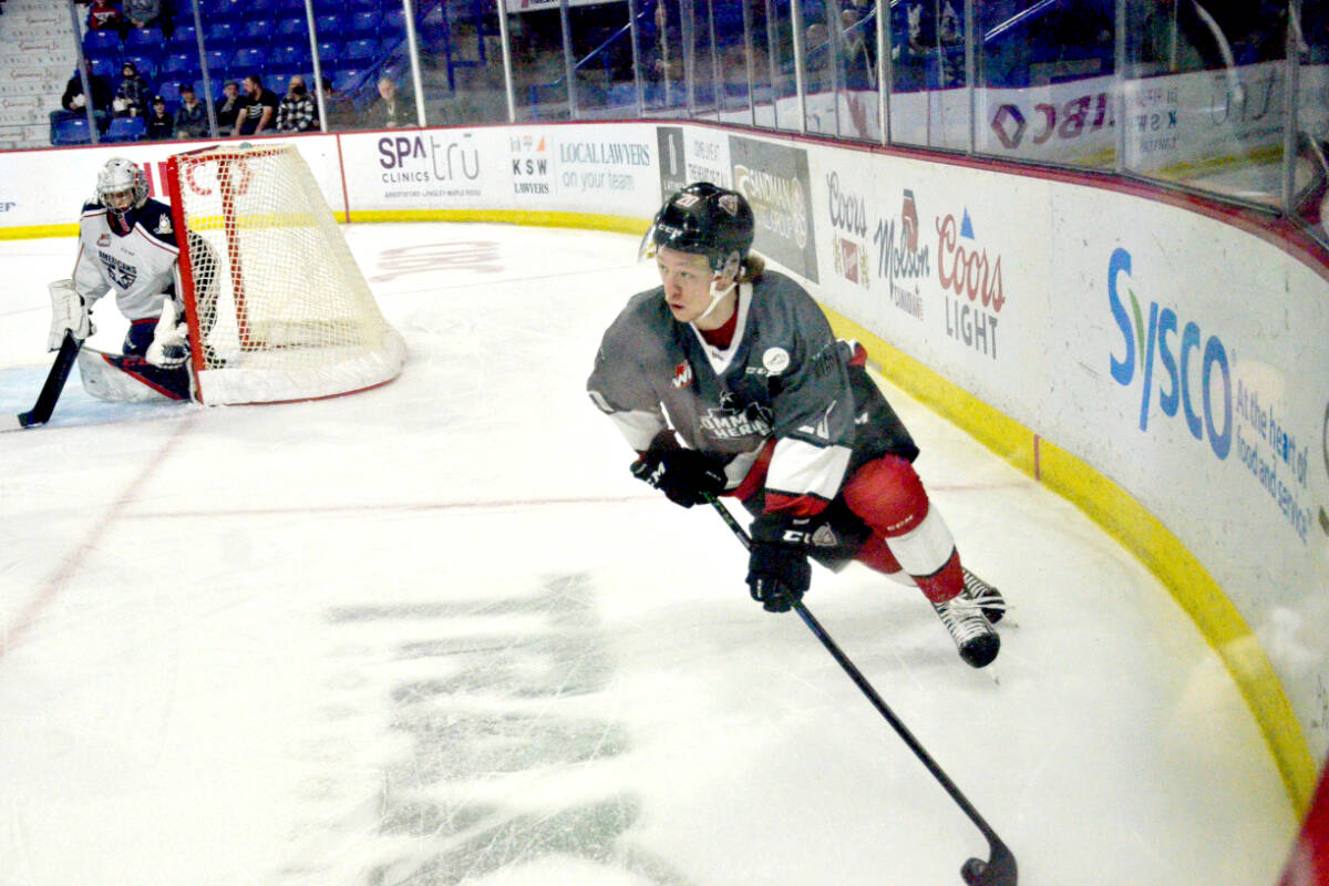 VIDEO: Shorthanded Vancouver Giants score to down Portland Winterhawks -  Langley Advance Times