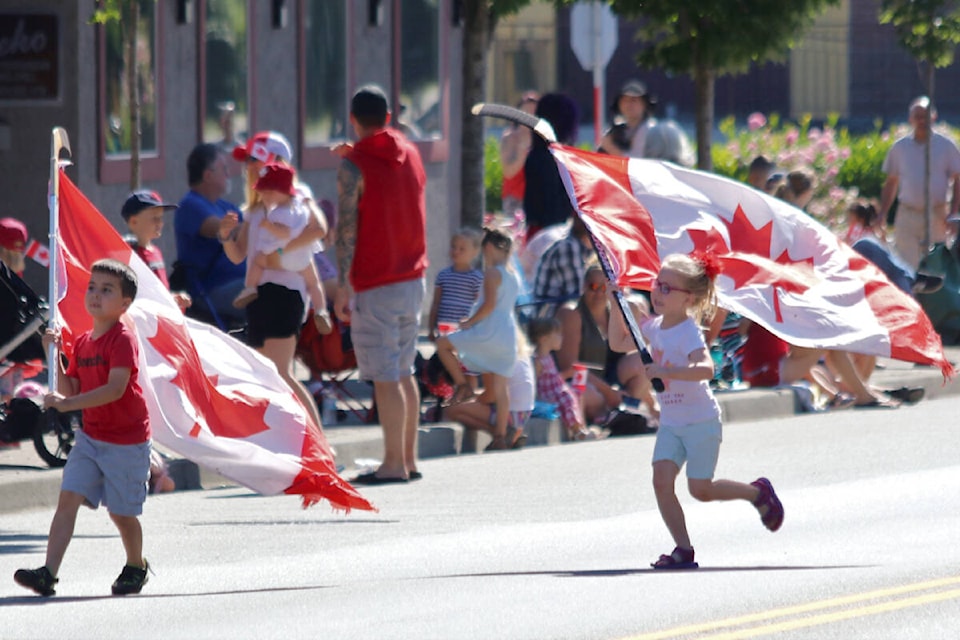 29565350_web1_220617-LAt-TA-CanadaDay2022-ALDERGROVE_1