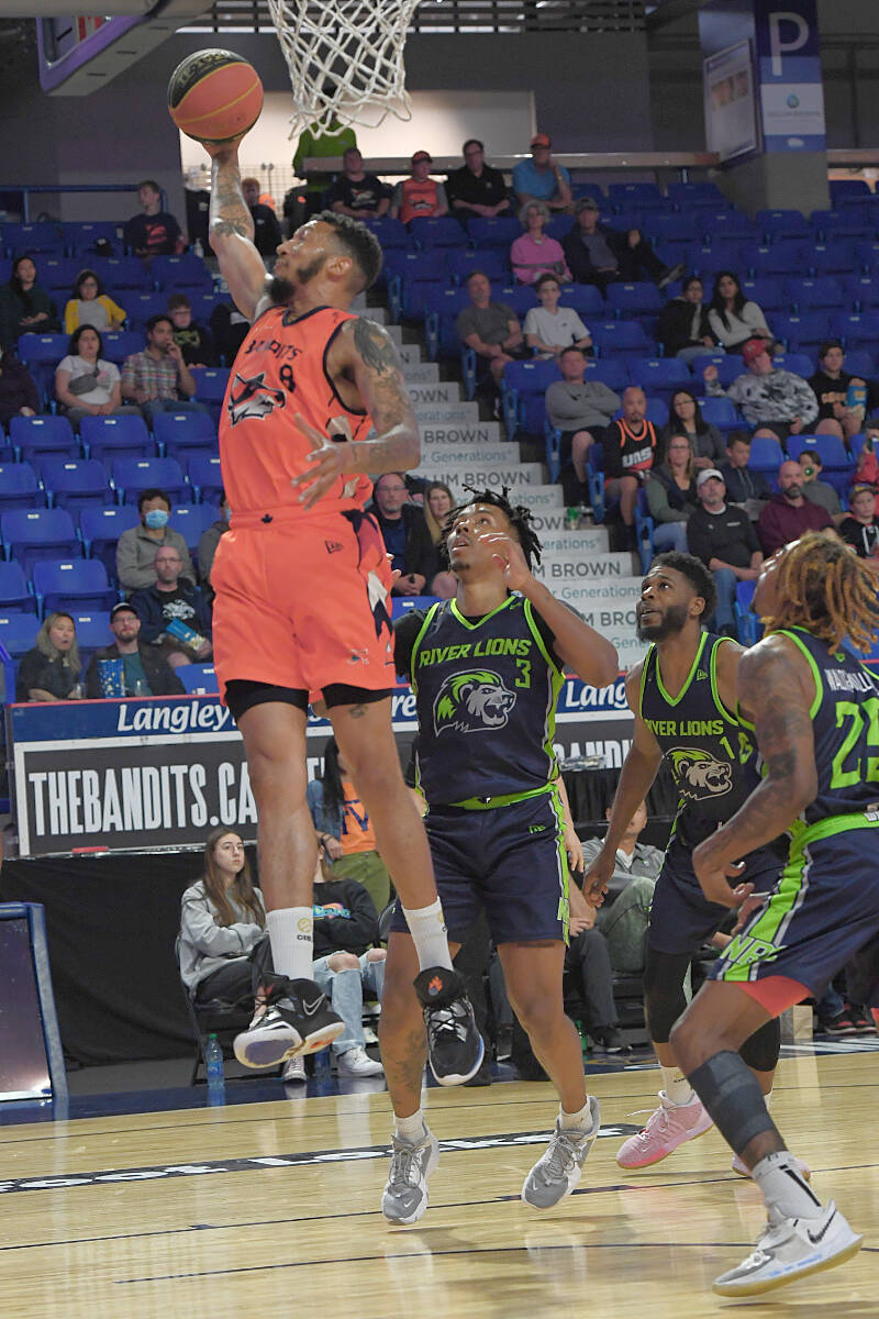 Maxie Esho grabbed for the rebound Sunday June 3, as the Fraser Valley Bandits and Niagara River Lions tangled at Langley Events Centre. River Lions won, 102-99. (Fraser Valley Bandits CEBL)