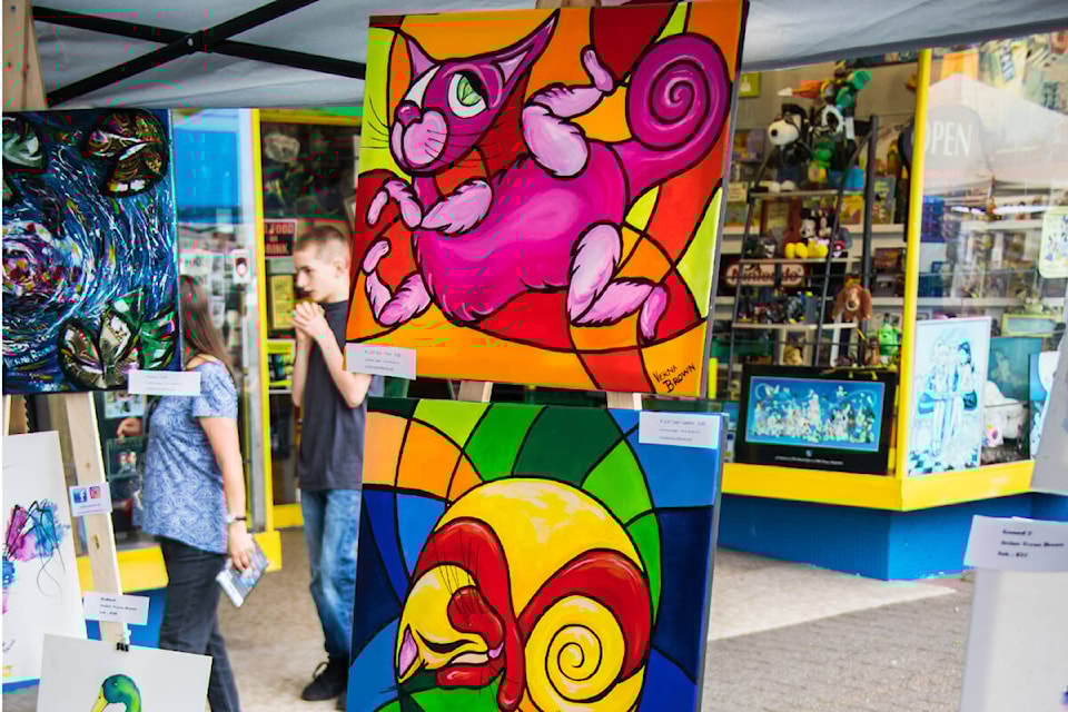 29988141_web1_220804-LAT-TA-ArtsAlive-_2