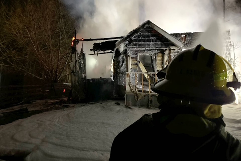 31534496_web1_210402-LAT-HouseFire-Langley_1