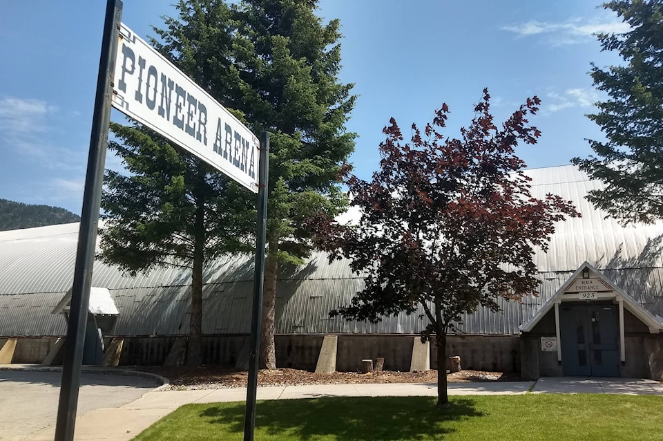 23940402_web1_180712-TRL-M-pioneer-arena