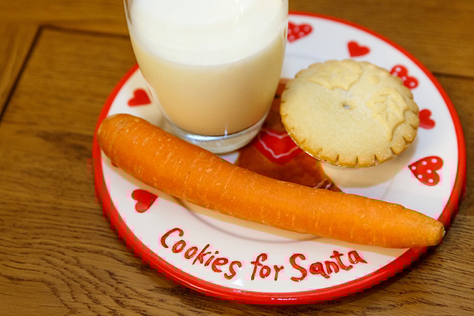 santa-milk-and-cookies