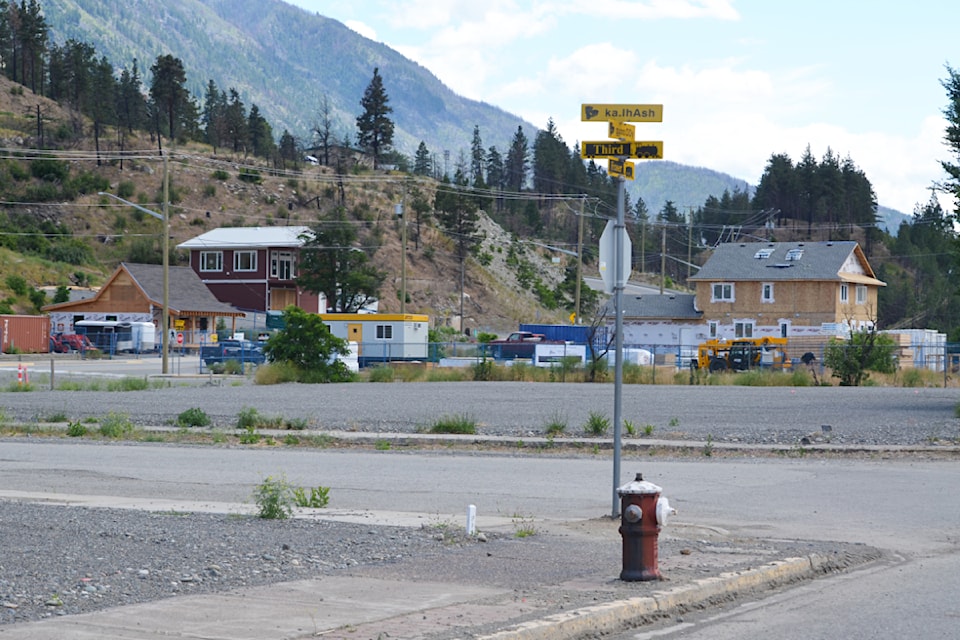 The new Lytton Chinese Museum (l) and two homes going up at the south end of Lytton.