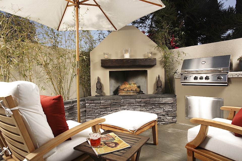 backyard-patio