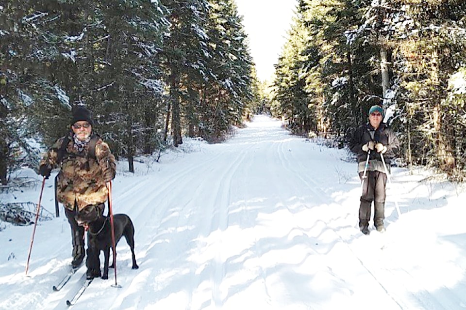 clinton-skiing