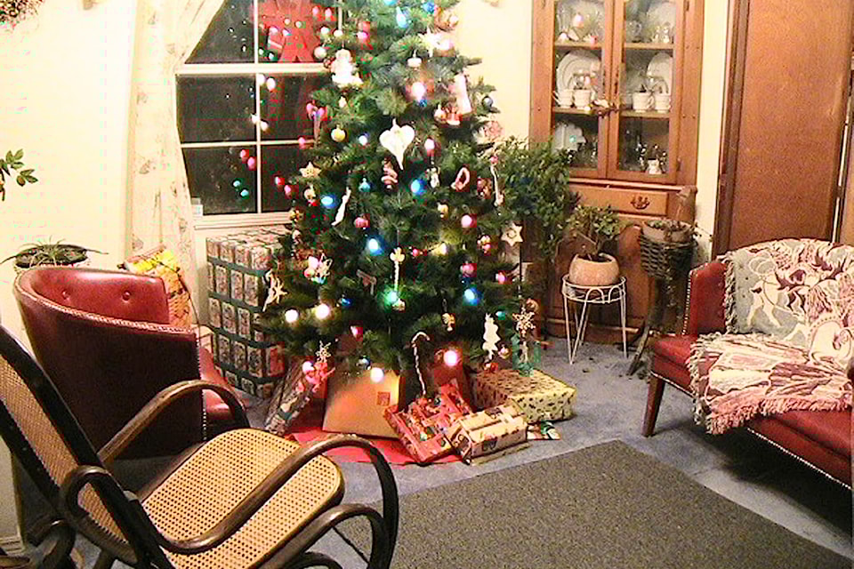 christmas-tree-ce-price-pixnio
