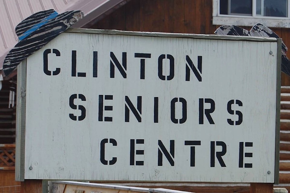 web1_170525-ACC-M-Clinton-Seniors-sign