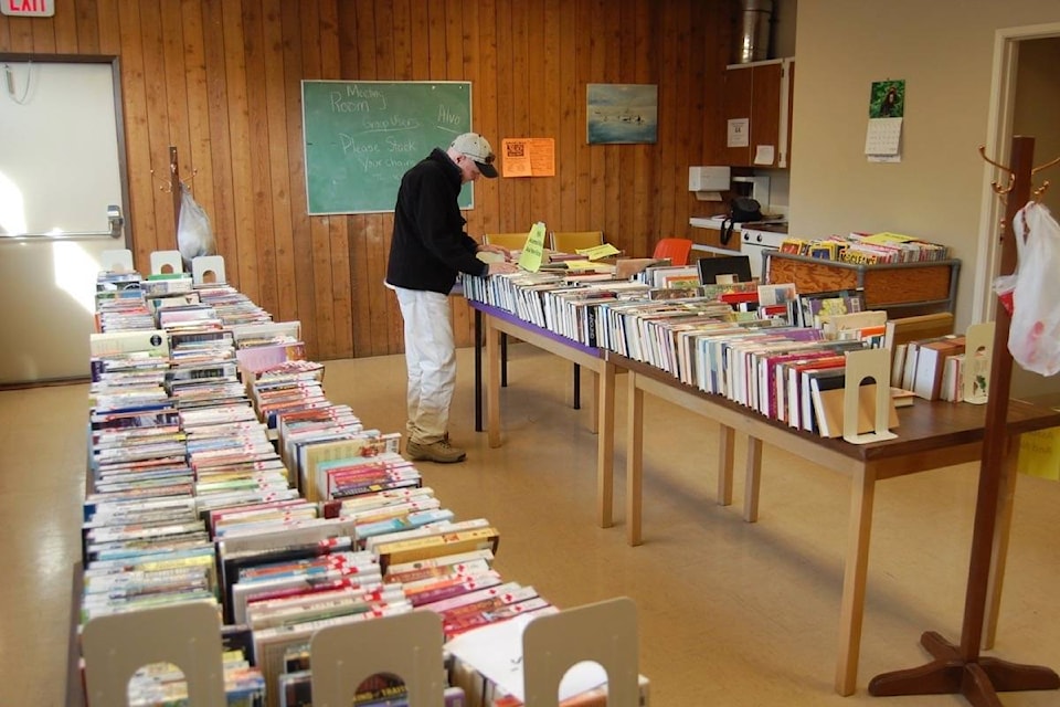 web1_170606-ACC-M-Book-sale