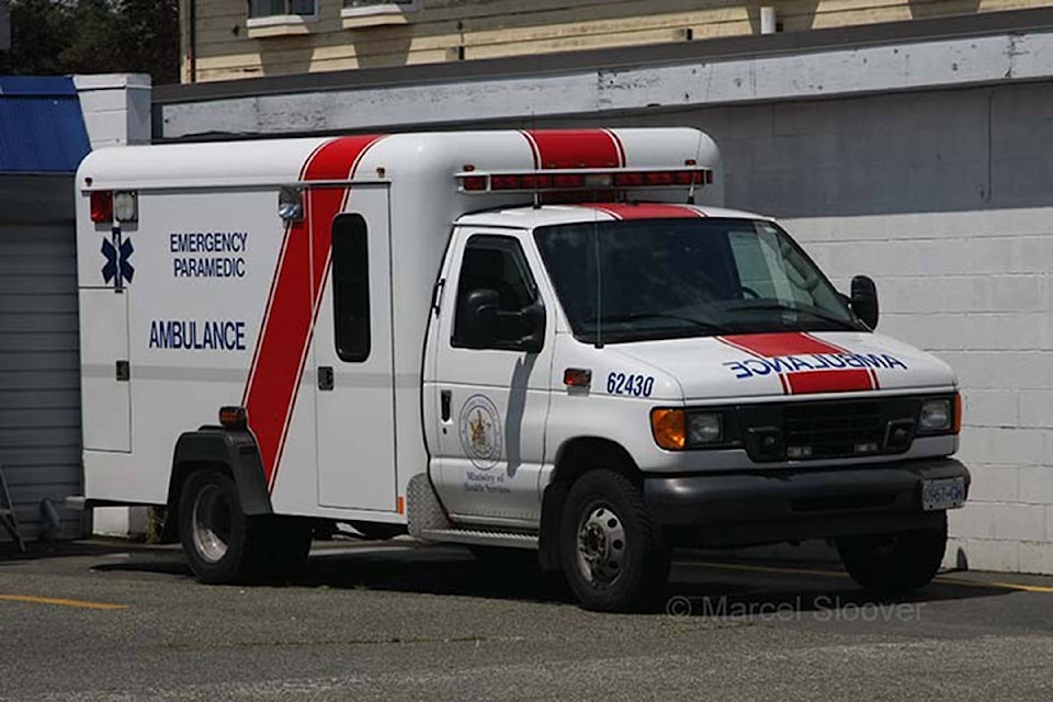 8656346_web1_170927_ACC_ambulance