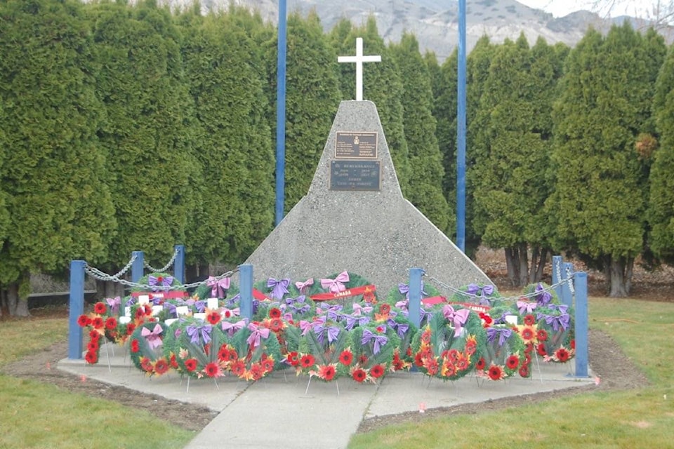 8940597_web1_171017-ACC-M-Cenotaph