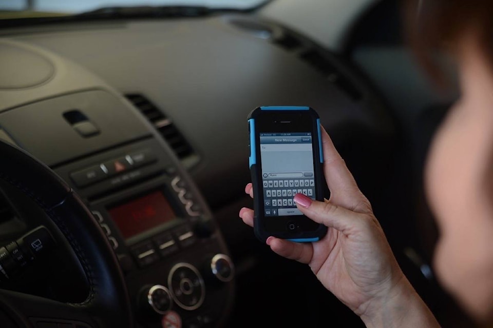9245780_web1_171030-BPD-M-texting-driving-us-air-force