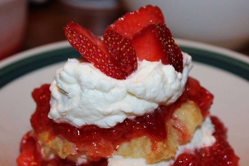 11567816_web1_180424-ACC-M-Strawberry-shortcake