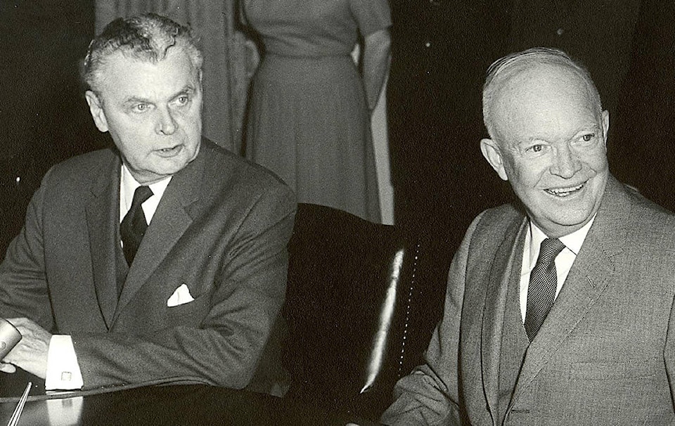 12293432_web1_Diefenbaker-Eisenhower-Jan-1961