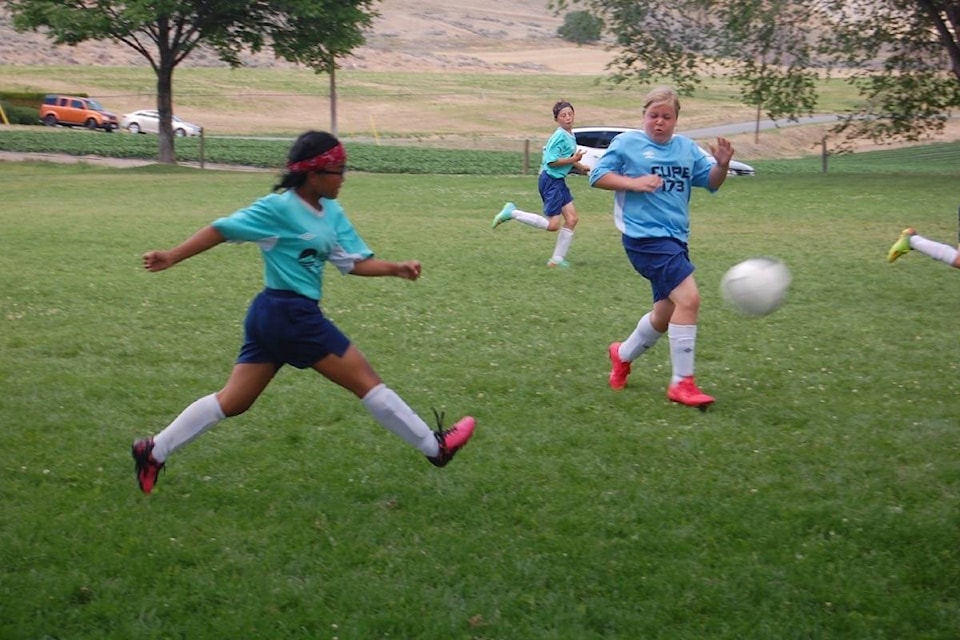 15119985_web1_190115-ACC-M-Soccer