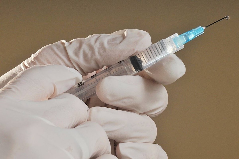 15119692_web1_190205-ACC-M-Flu-shot-Needle-ES