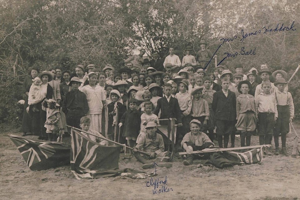 15694424_web1_190227-ACC-M-Ashcroft-Picnic-1913