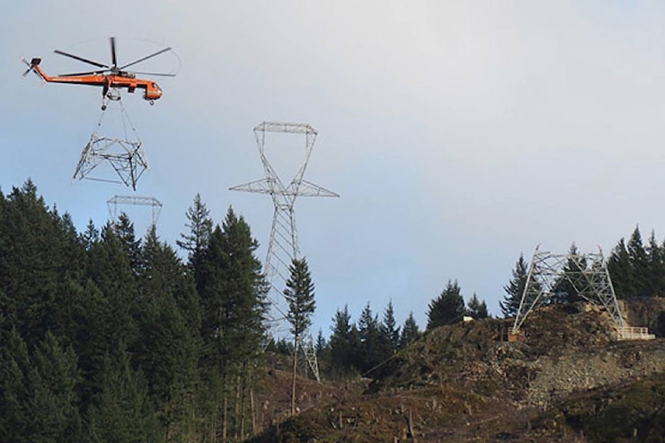16020955_web1_20190319-BPD-hydro-tower-helicopter-spuzzum-2013
