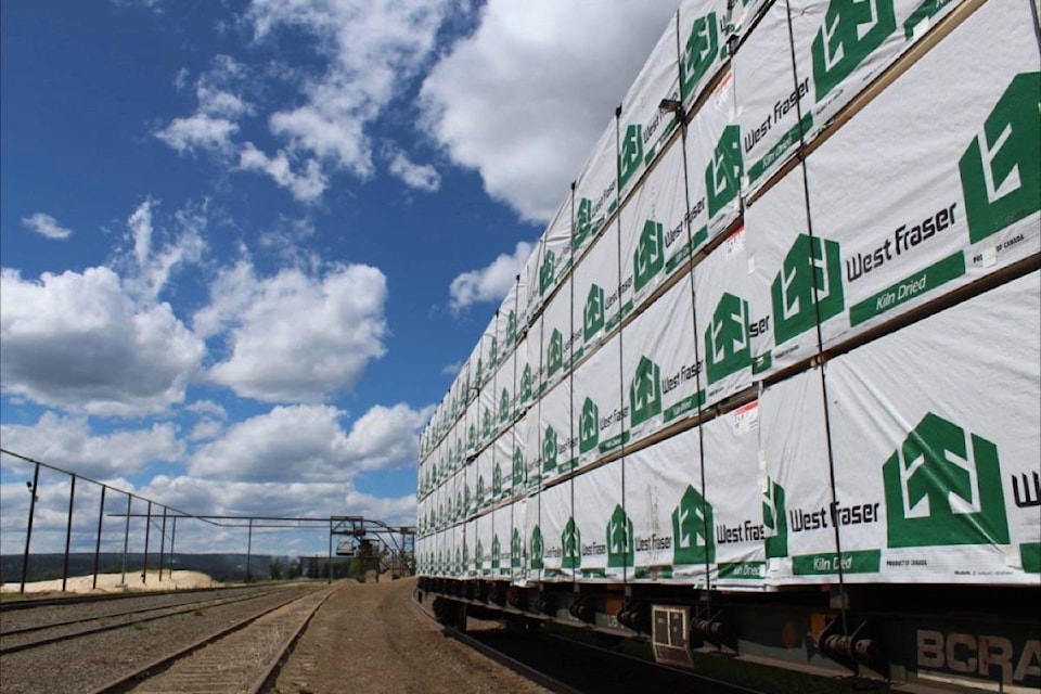 18076462_web1_190813-ACC-M-West-Fraser-rail-car