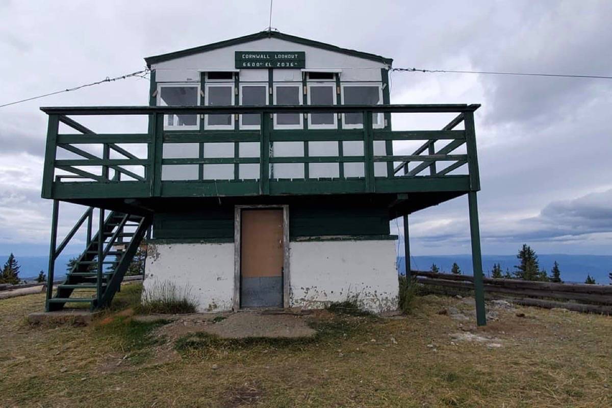 18158146_web1_190820-ACC-M-Cornwall-lookout