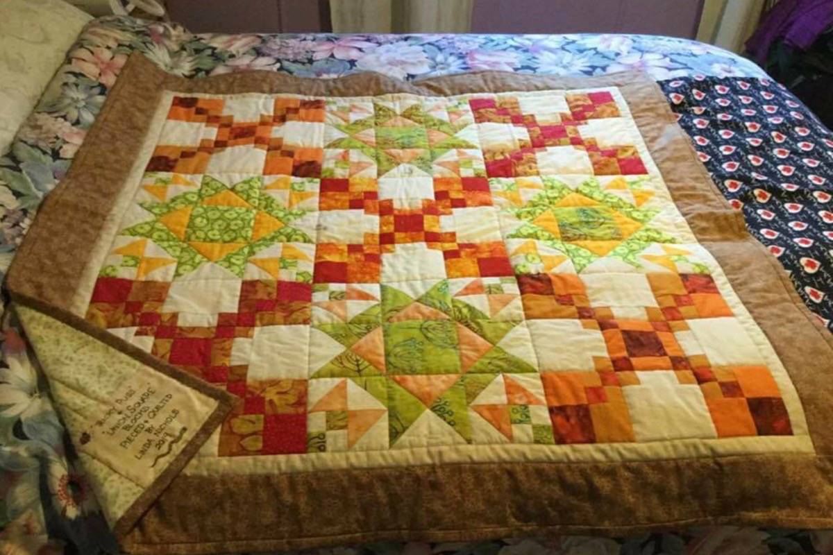 19513292_web1_191126-ACC-M-SB-quilt