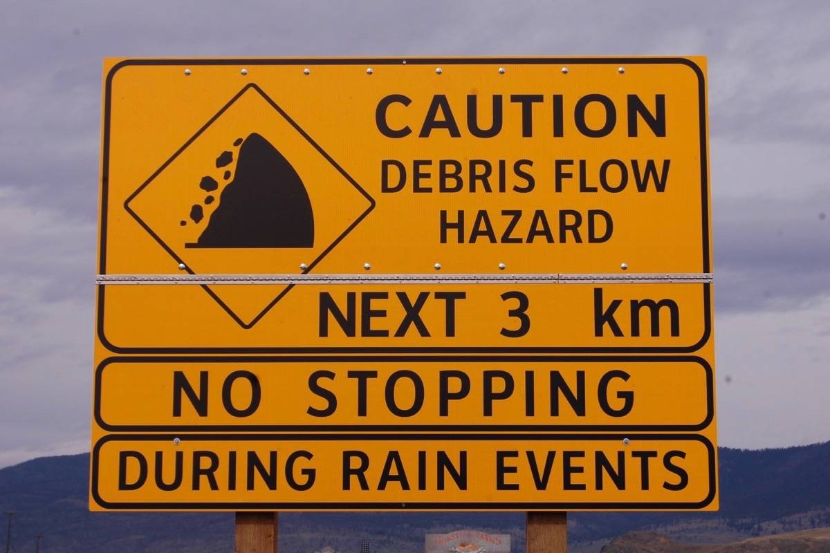 19781042_web1_191217-ACC-M-Debris-hazard-sign