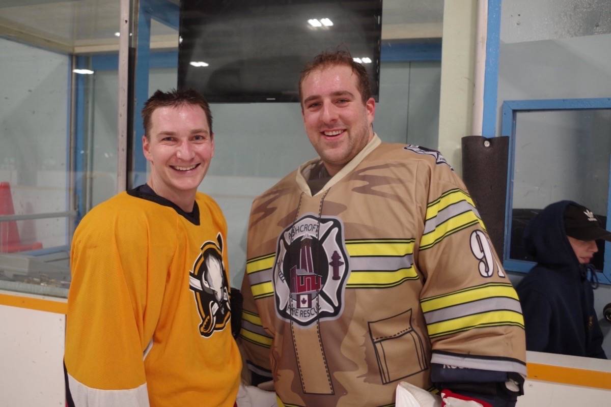 20133324_web1_200114-ACC-M-Hockey-Buckland-and-Rubner-Josh-White
