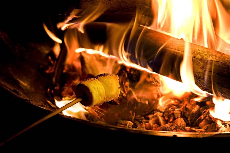 25537167_web1_210624-ACC-Ashcroft-backyard-campfires-Campfire_1