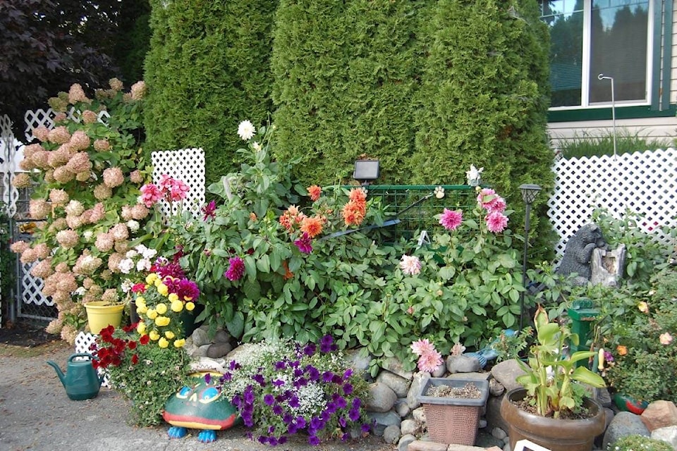 Garden at 98 Old Cariboo Road, Ashcroft. (Photo credit: Barbara Roden)