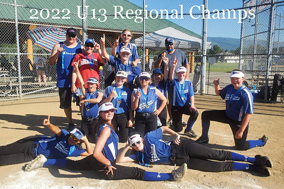 30789771_web1_220714-ACC-Thrashers-softball-Softball_1