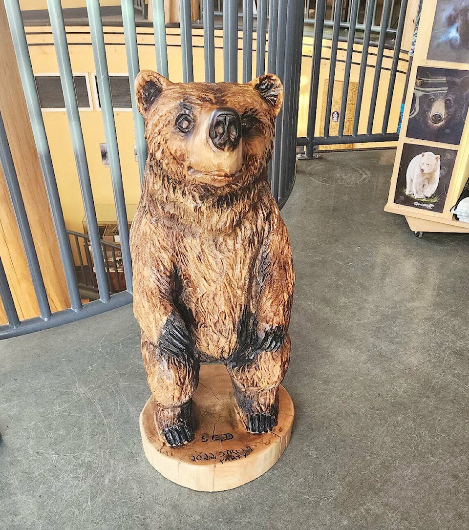 32120637_web1_230316-WLT-Carved-Bear_1