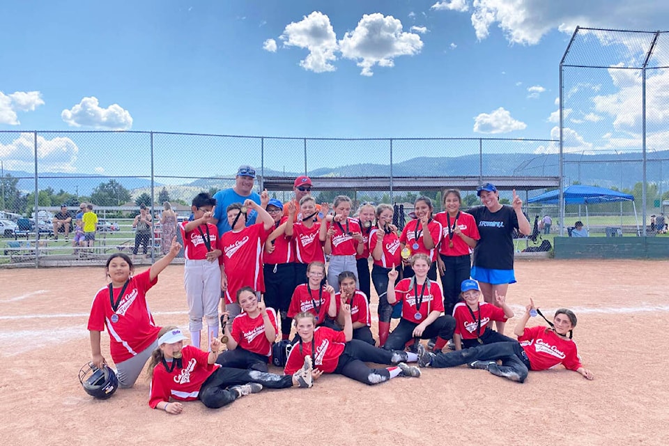 Cache Creek Softball’s U11 Hustlers (above) and U15 Boys’ Chaos (below) took first place in their divisions at a tournament in Merritt on the weekend of May 27. (Photo credit: Submitted)