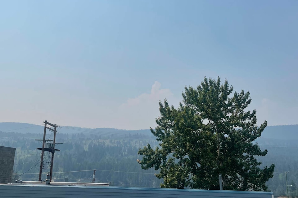 33259655_web1_230713-WLT-Wildfire-Esler_2