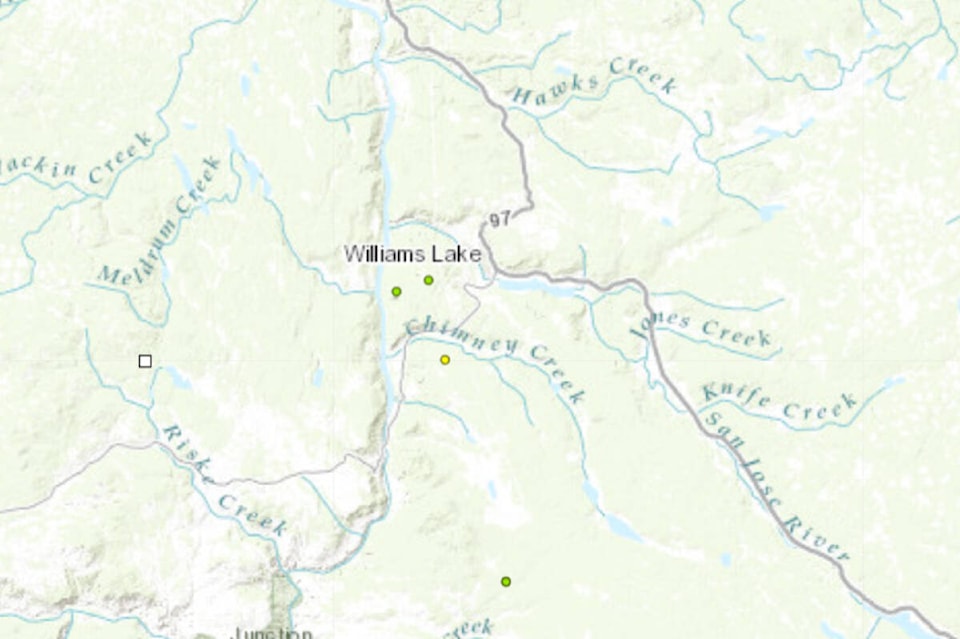33285616_web1_230713-WLT-Fire-Esler-Gravel-pit_1