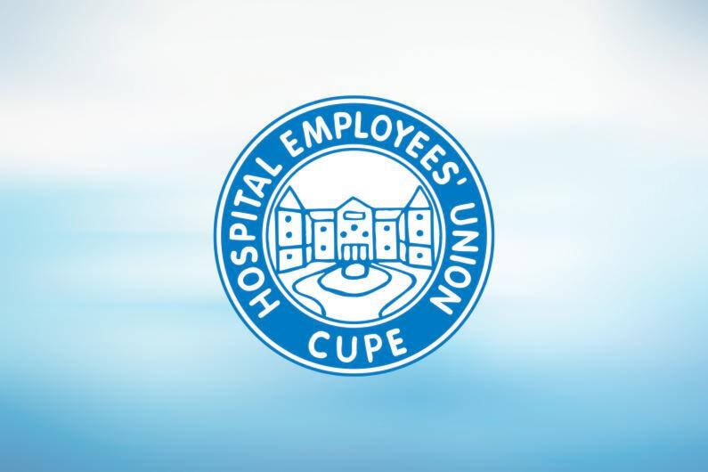 33394937_web1_230727-VMS-strike-vote-heu_1