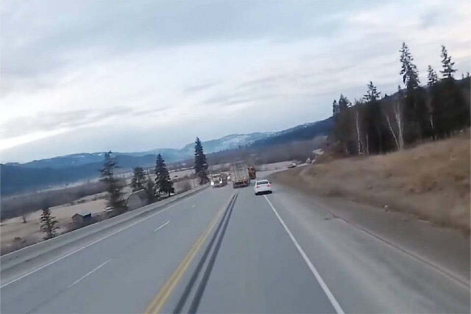 33434020_web1_RSZ-Hwy-5-illegal-passing-32309552_web1_230406-NTC-highway5-dangerous-pass-truckers_1-640x427