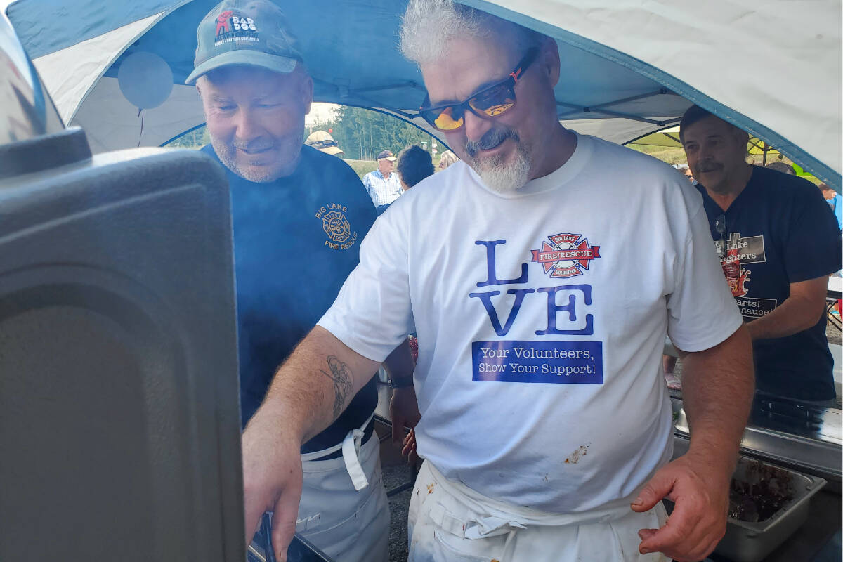 33468718_web1_230803-WLT-BigLake-Fundraiser_2