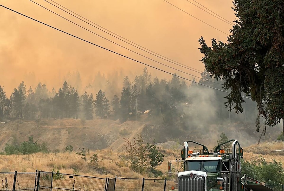 33724623_web1_230822-WIN-wildfire-tuesday_1