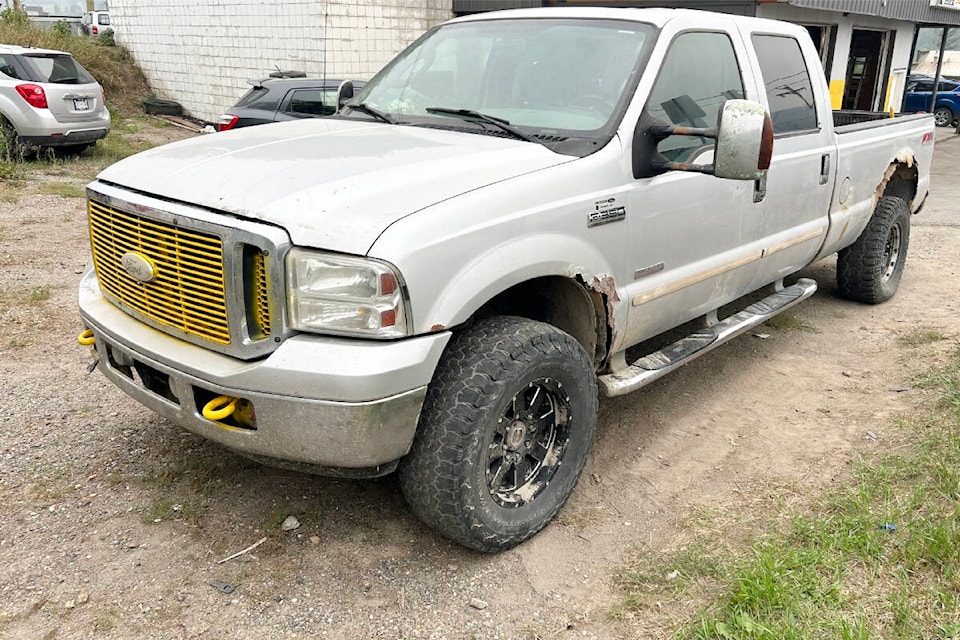 33735255_web1_230831-WLT-Stolen-Truck_2