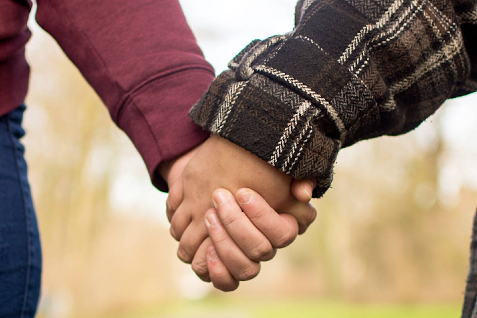 33773718_web1_230907-ACC-Clinton-seniors-Friendship_2