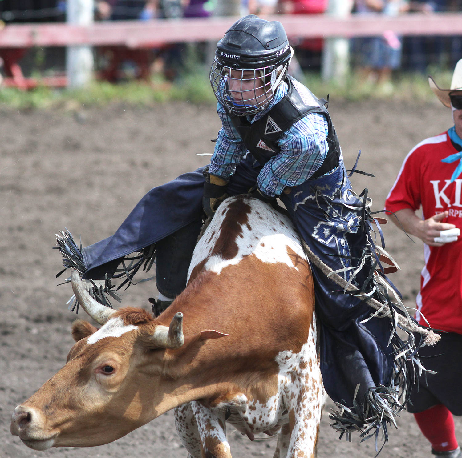 8056782_web1_170809-PON-tees-rodeo_2