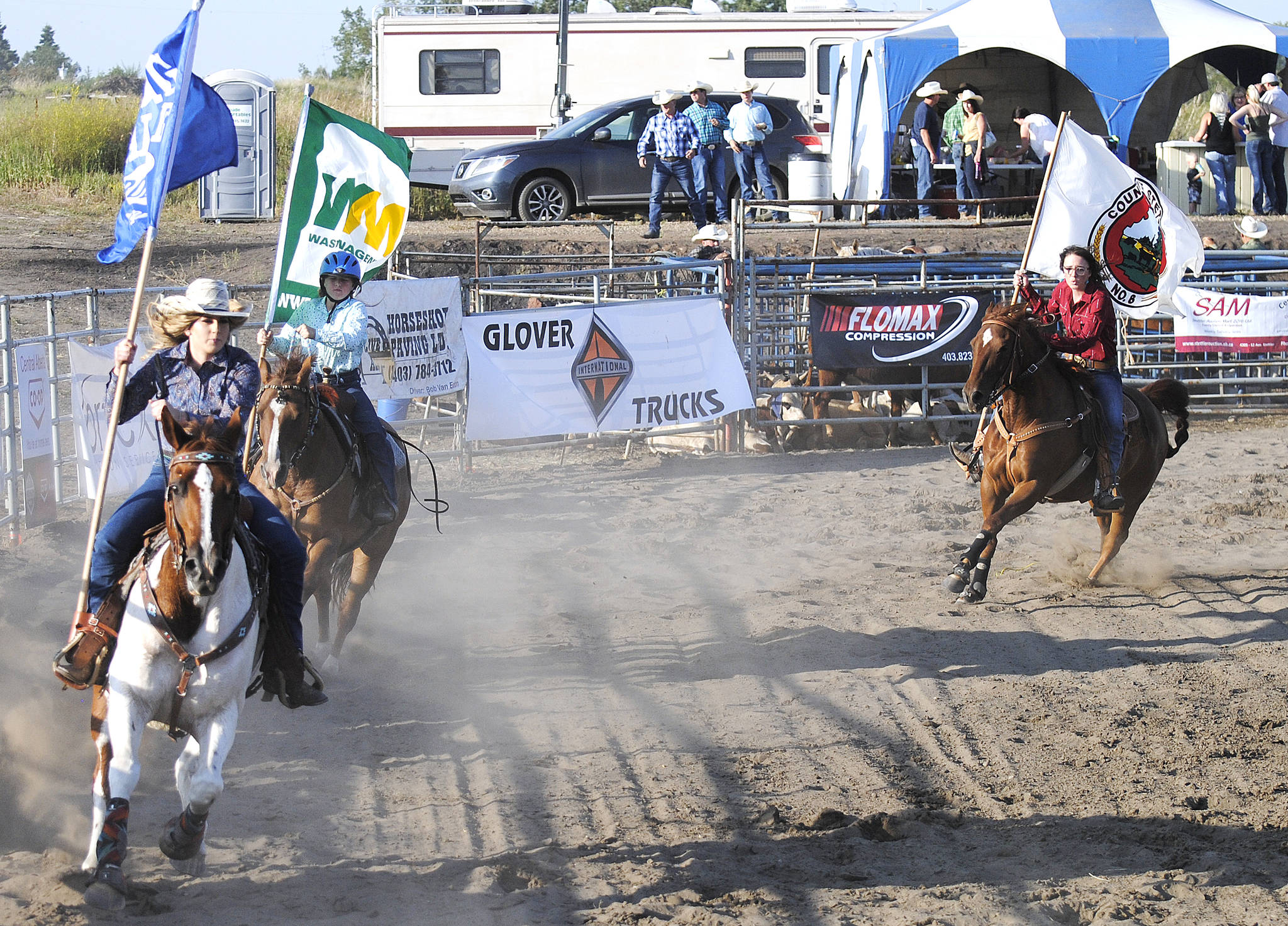 12920739_web1_lj-BV-Rodeo-0524