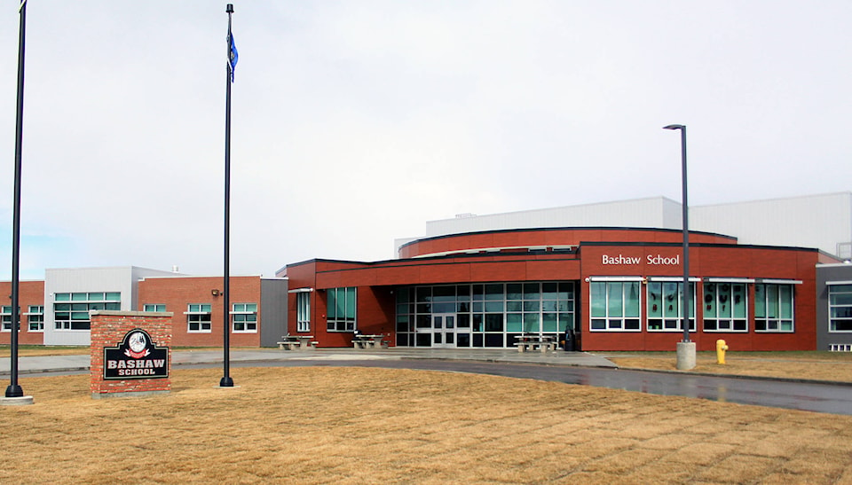 21966229_web1_BashawSchool