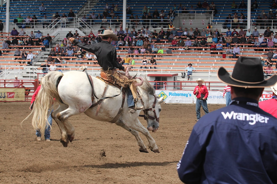 29625836_web1_220629-RDA-Ponoka-Stampede-ridng-rodeo_2