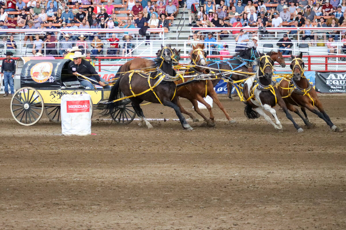 33187529_web1_23070-PON-Stampede-Day-5-Chuckwagons-KE_11