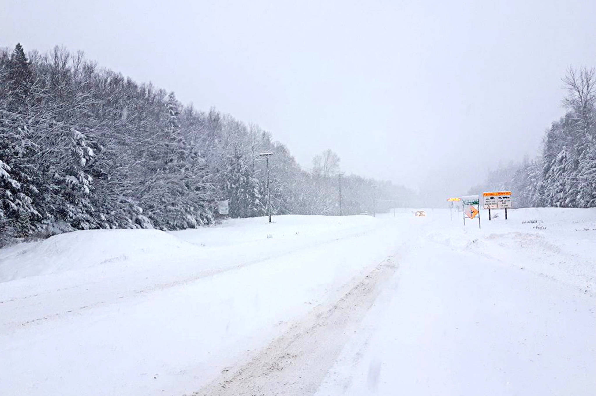 COMMUTER ALERT: Snowfall warnings in effect across B.C.