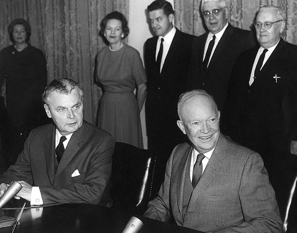 9763009_web1_171214-CAN-M-ColumbiaRiverTreaty